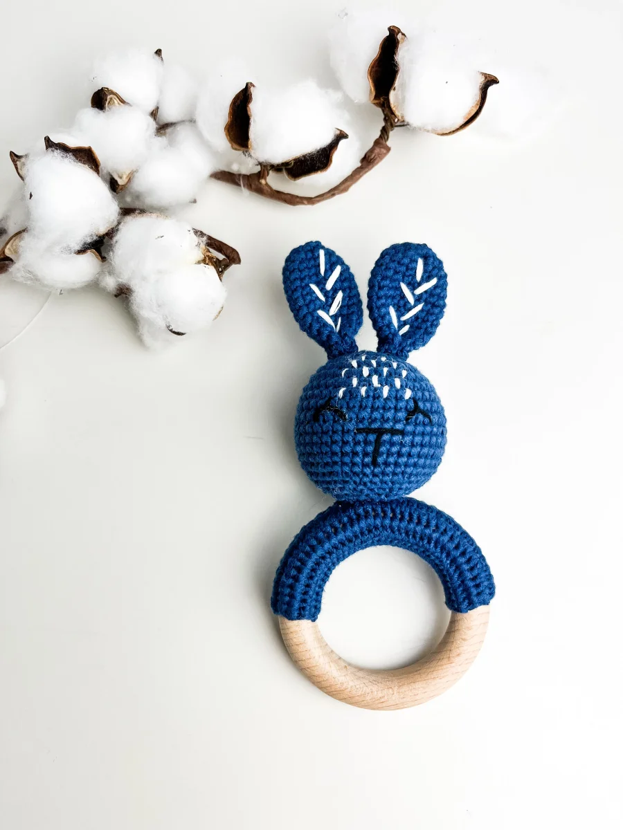 Hochet bois et crochet - Lapin marine – Image 2